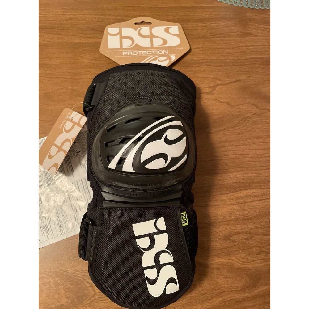 iXS Dagger Men's Knee Guard: Black, Medium, Hard Shell Over Foam Pad